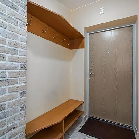 Comfortable With Great Location, Latviu 15 Apartment *