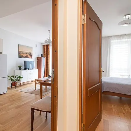 Comfortable With Great Location, Latviu 15 Appartamento