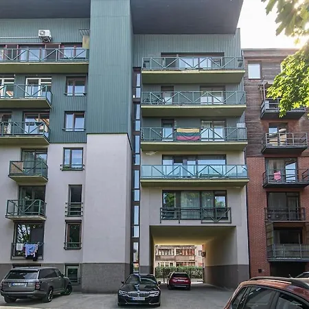 Comfortable With Great Location, Latviu 15 *